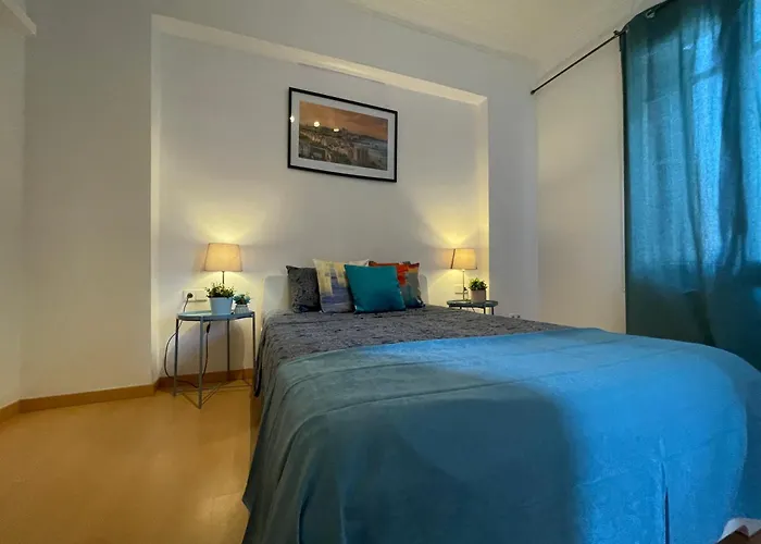 Cathedral Hostel *