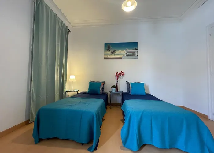 Cathedral Hostel *